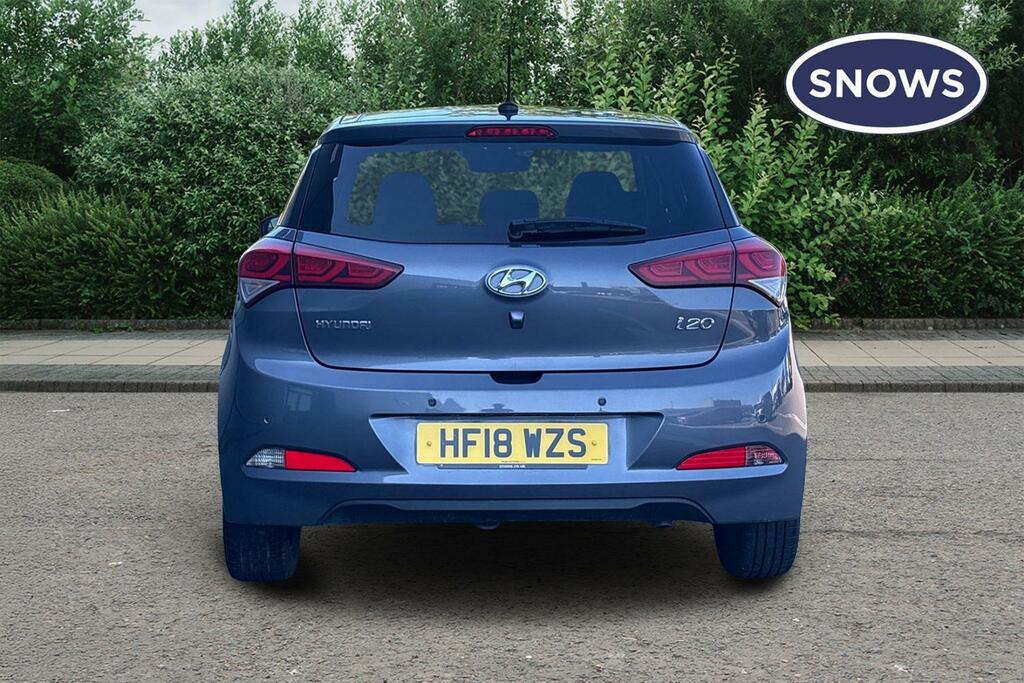 Hyundai I20 1.2 Premium Nav Isg 84 Ps White #8