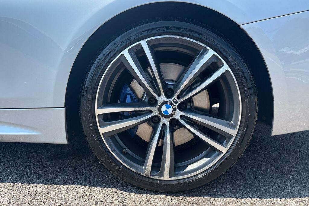 BMW 4 Series 435D Xdrive M Sport Professional Media Red #24