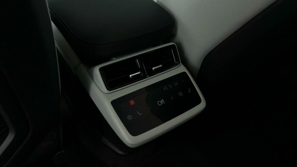 Polestar 4 Polestar 4 Estate 400Kw 100Kwh Lr Dm Plus Pilotp  #20