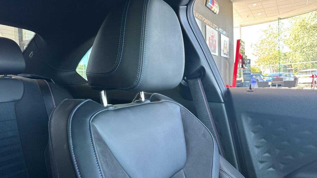BMW 2 Series Gran Coupe 2.0 220I M Sport Coupe 184 Ps Blue #35