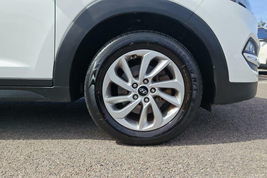 Hyundai Tucson 1.6 Gdi Blue Drive Se Nav Euro 6 Ss White #5