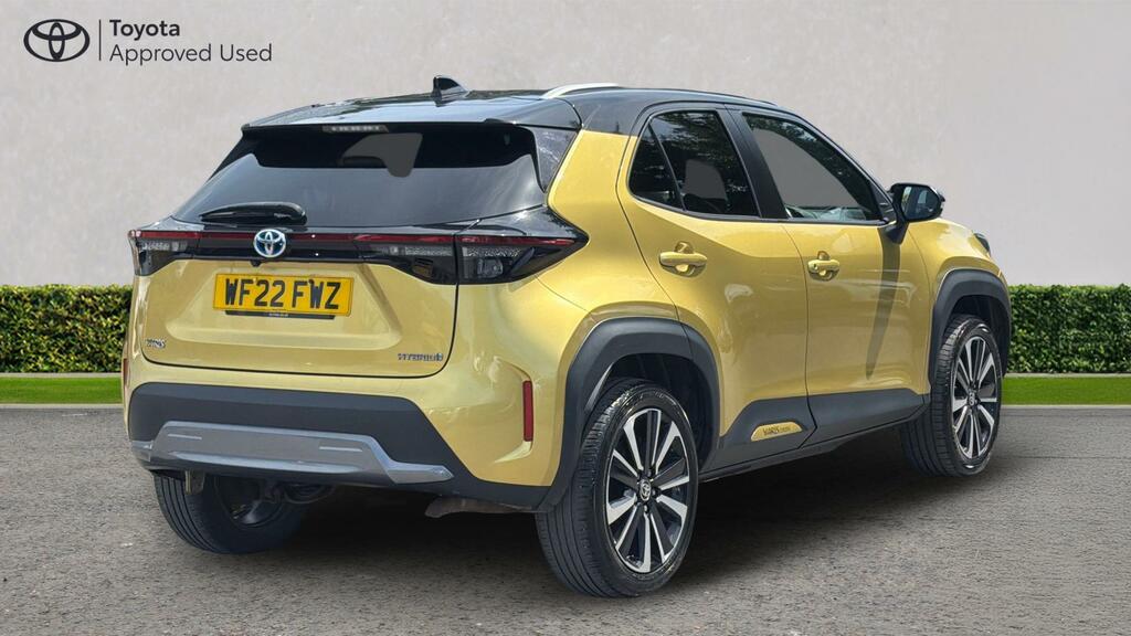 Toyota Yaris Cross 1.5 Vvt-h Premiere Edition E-cvt Euro 6 Ss Gold #2