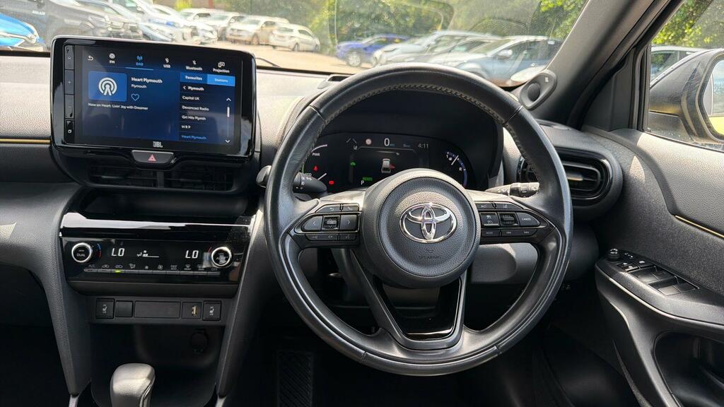Toyota Yaris Cross Icon Silver #7