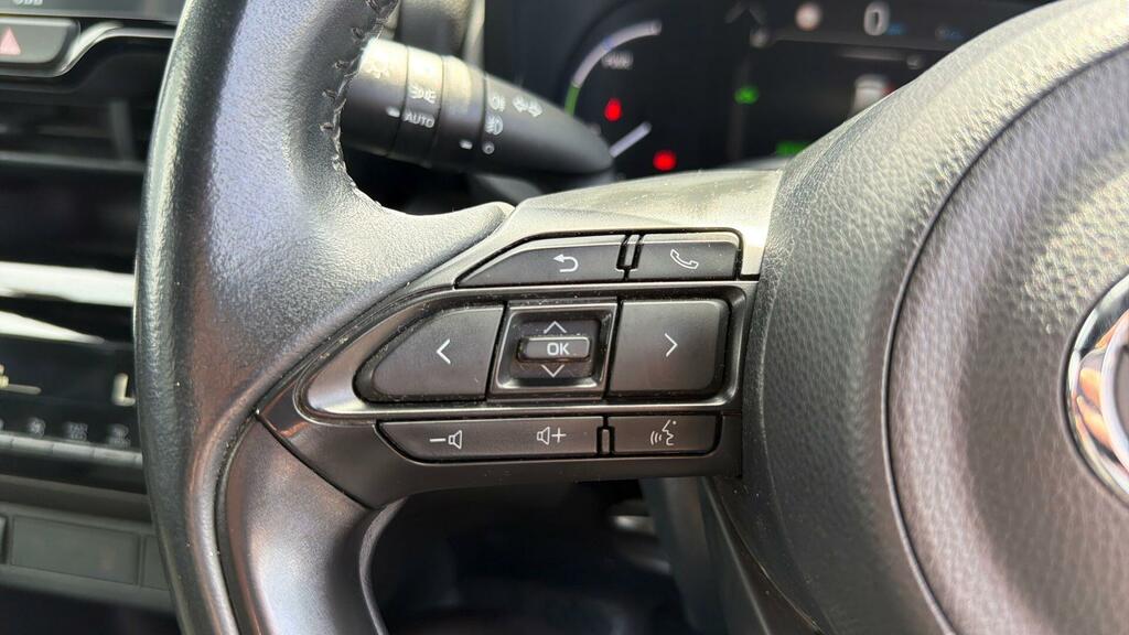 Toyota Yaris Cross Icon Silver #30