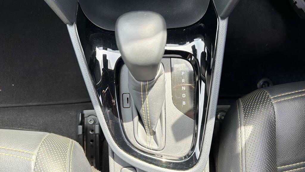 Toyota Yaris Cross Icon Silver #42