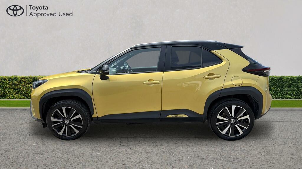 Toyota Yaris Cross Icon Silver #25