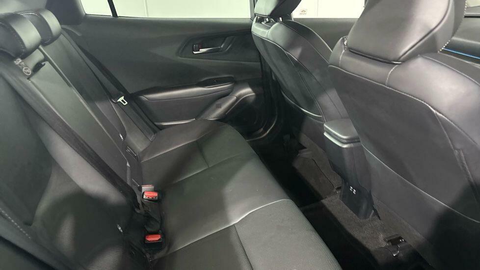 Toyota Prius 2.0 13.6Kwh Excel Cvt Euro Red #16