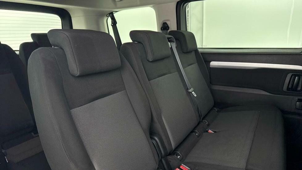Toyota Proace Verso D-4d L1 Family Black #16