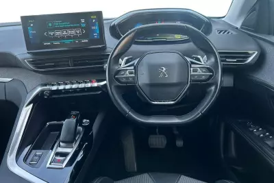 Peugeot 3008 1.2 Puretech Allure Premium Eat8 Black #15