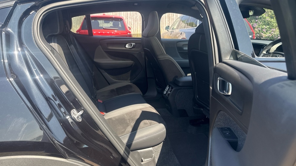 Volvo C40 Recharge Plus, Single Motor, Black #6