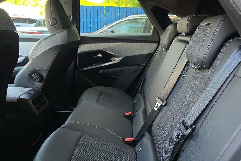 Peugeot 3008 1.2 Hybrid 136 Gt E-dsc6 Blue #37