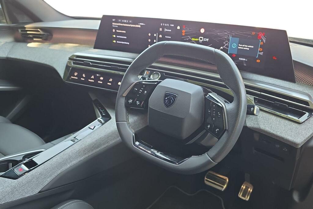 Peugeot 3008 73Kwh Gt Grey #6