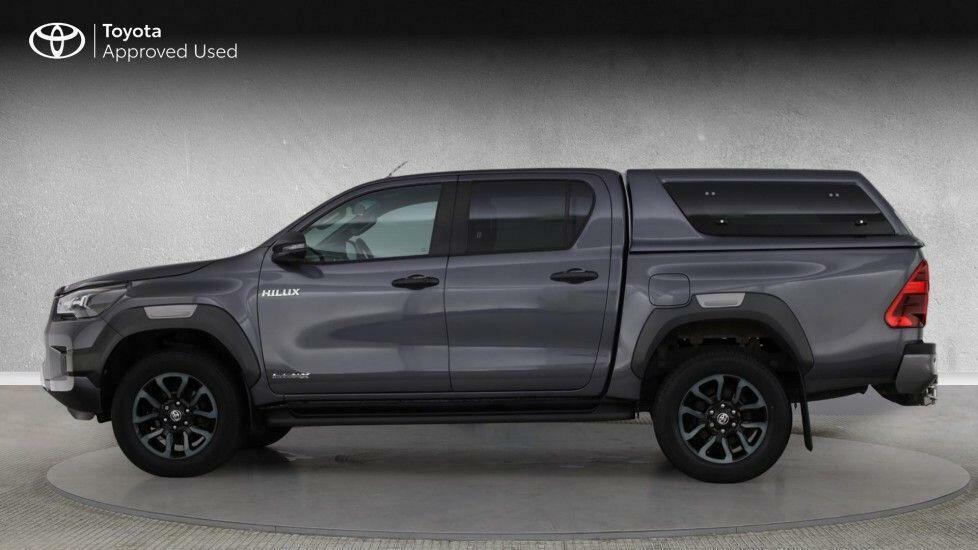 Toyota HILUX 2.8 D-4d Invincible X 4Wd Euro 6 Ss Black #22