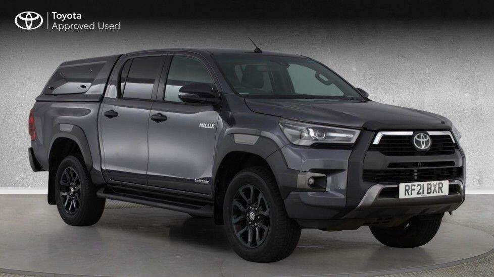 Toyota HILUX 2.8 D-4d Invincible X 4Wd Euro 6 Ss Grey