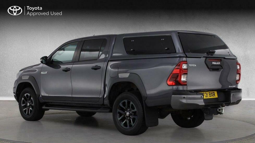 Toyota HILUX 2.8 D-4d Invincible X 4Wd Euro 6 Ss Grey #4