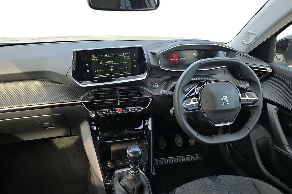 Peugeot 2008 1.2 Puretech Allure Premium Suv Manua Grey #9