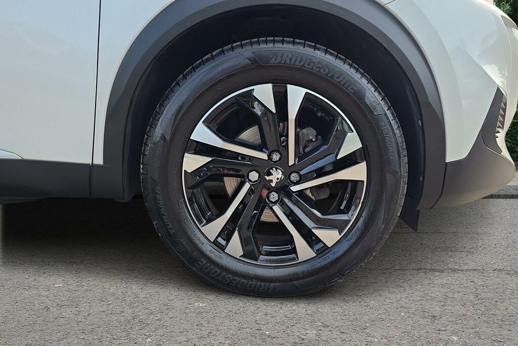 Peugeot 2008 1.2 Puretech Allure Premium Euro 6 Ss White #5