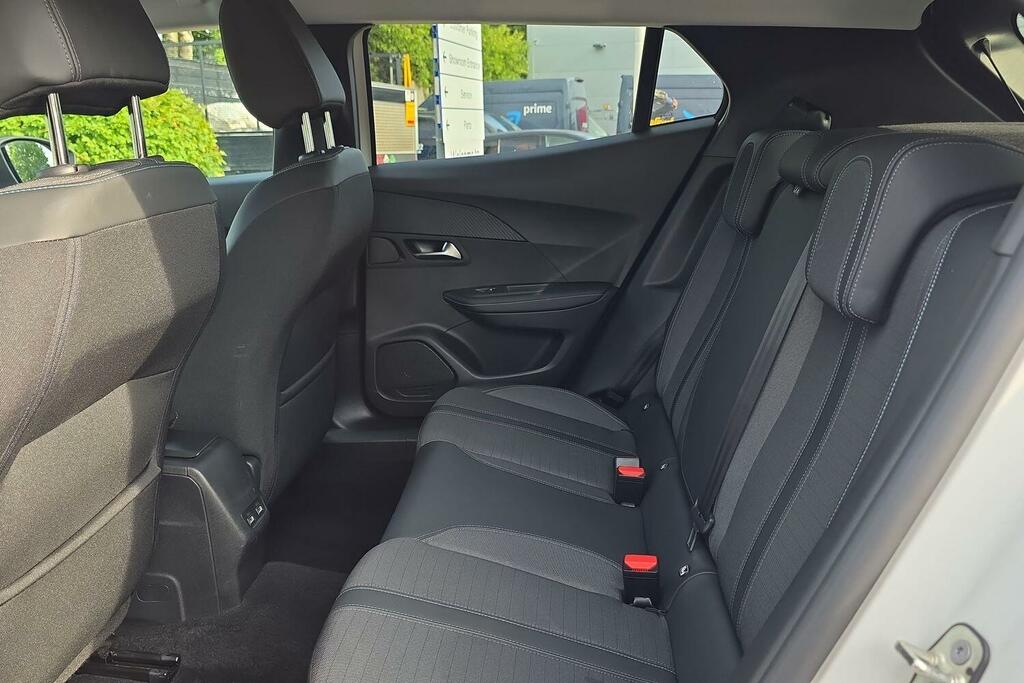 Peugeot 2008 1.2 Puretech Allure Premium Suv Manua Grey #22