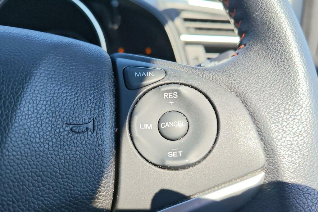 Honda Jazz 1.5 I-vtec Sport Hatchback Euro White #16