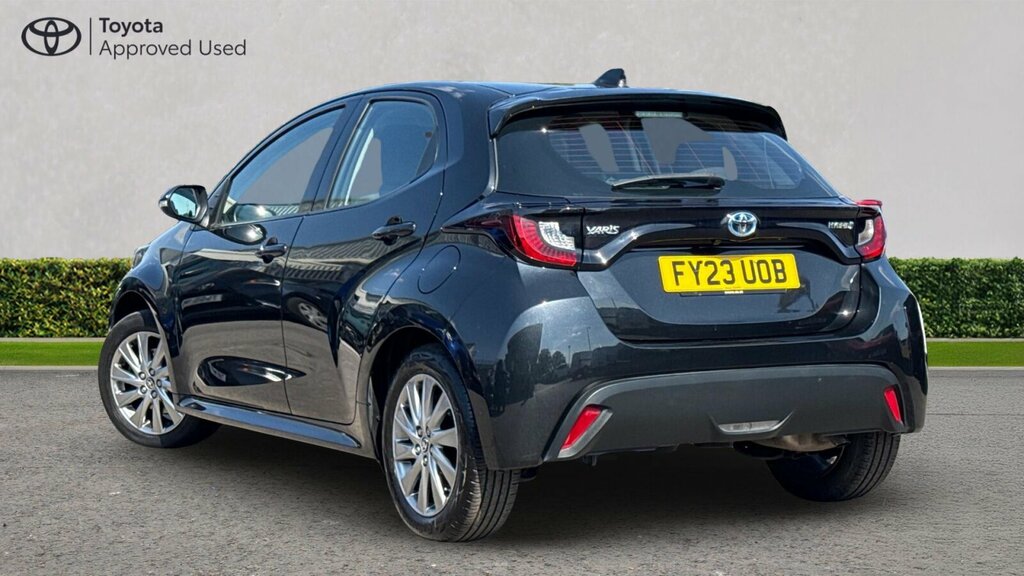Toyota Yaris 1.5 Vvt-h Icon Hatchback Hybrid E-cvt E FY23UOB Black #4