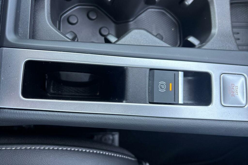 Volkswagen Passat 1.5 Tsi Ehybrid 19.7Kwh R-line Estate P Silver #33