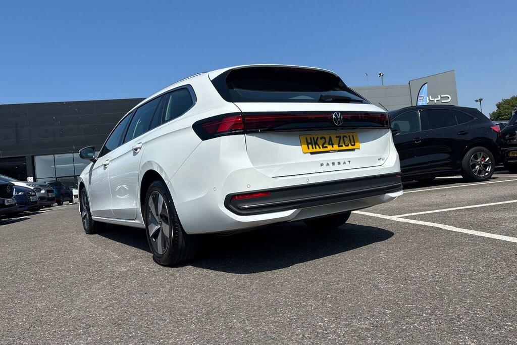 Volkswagen Passat 1.5 Tsi Ehybrid 19.7Kwh R-line Estate P Silver #43