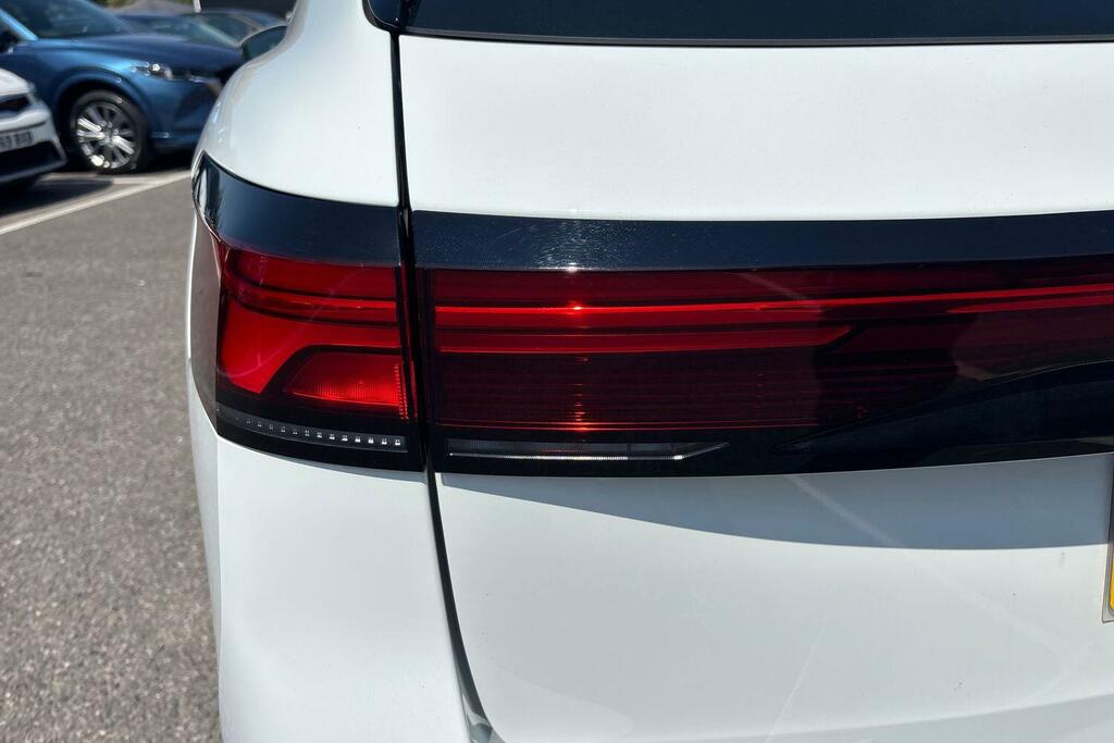 Volkswagen Passat 1.5 Tsi Ehybrid 19.7Kwh R-line Estate P Silver #41