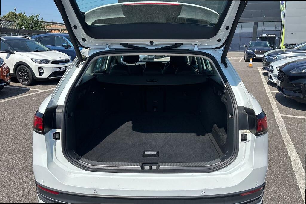 Volkswagen Passat 1.5 Tsi Ehybrid 19.7Kwh R-line Estate P Silver #20