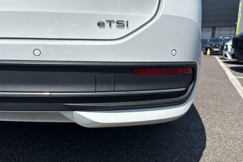 Volkswagen Passat 1.5 Tsi Ehybrid 19.7Kwh R-line Estate P Silver #39