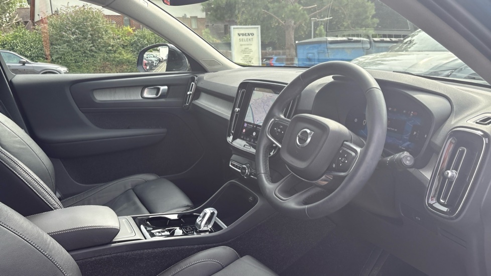 Volvo XC40 Plus, B4 Awd Mild Hybrid, Dark HV72TYS Blue #4