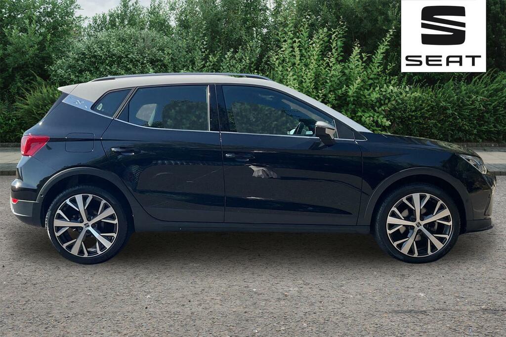 Seat Arona 1.0 Tsi 110 Xperience Lux Dsg Black #4