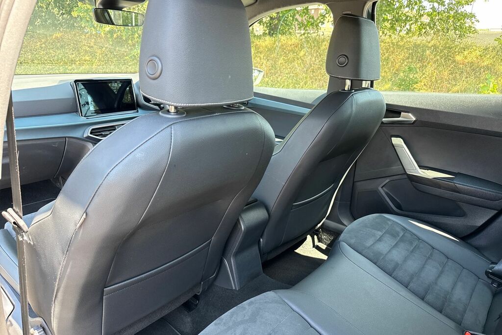 Seat Arona Se Technology Blue #37