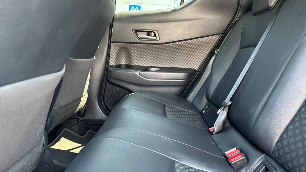 Toyota C-Hr Dynamic Silver #15