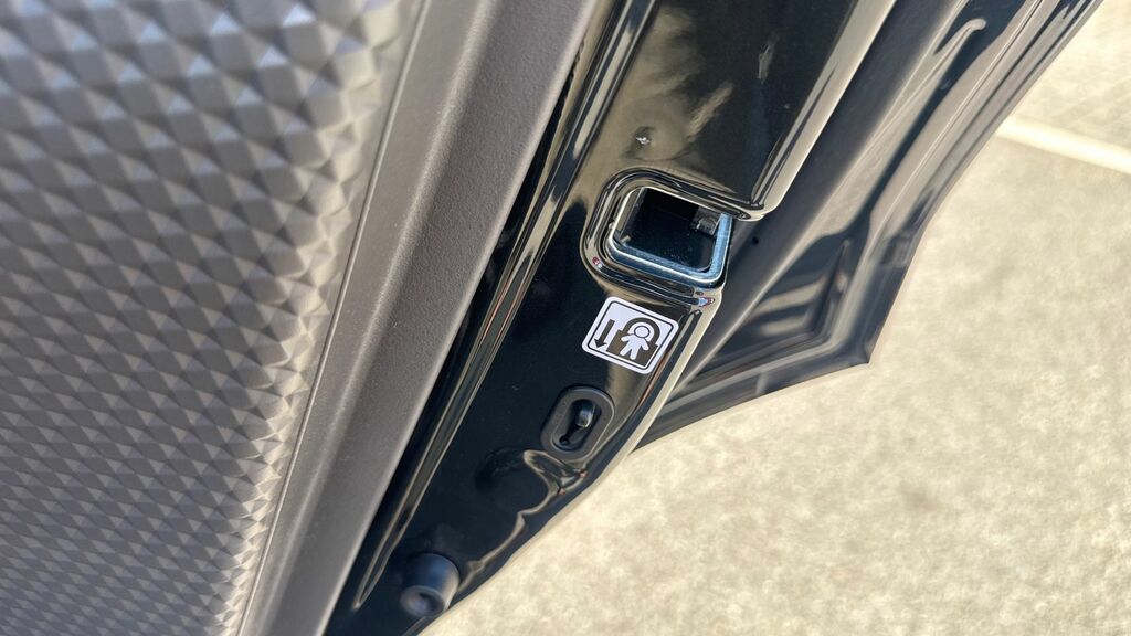 Toyota C-Hr Dynamic Silver #38