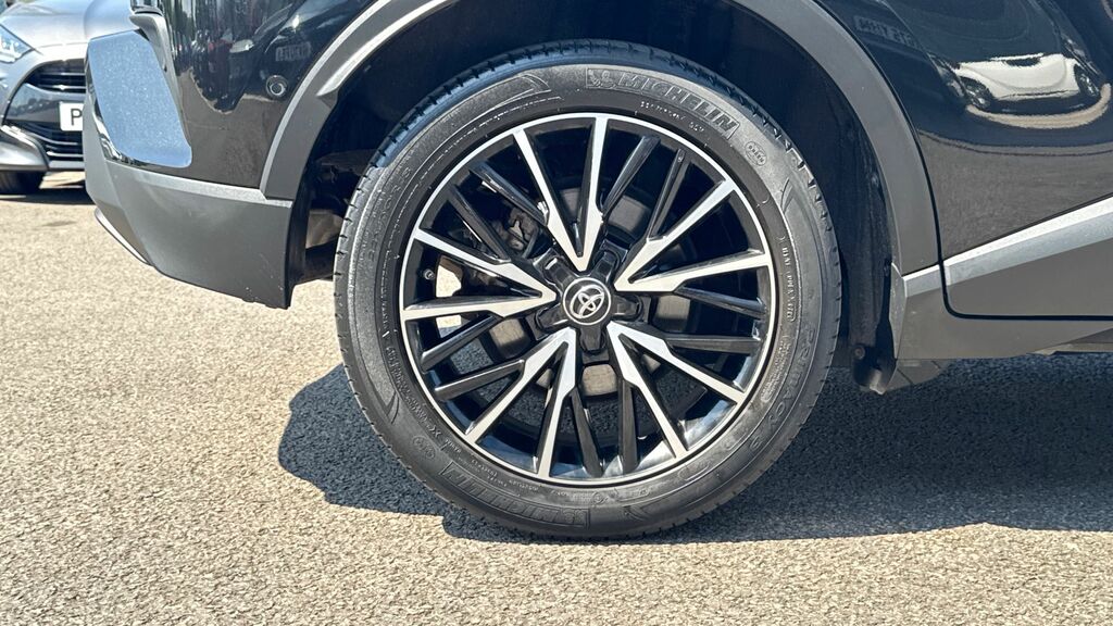Toyota C-Hr Dynamic Silver #26