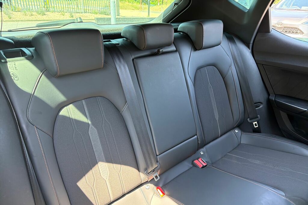 Cupra Leon 2L Vz1 Red #37