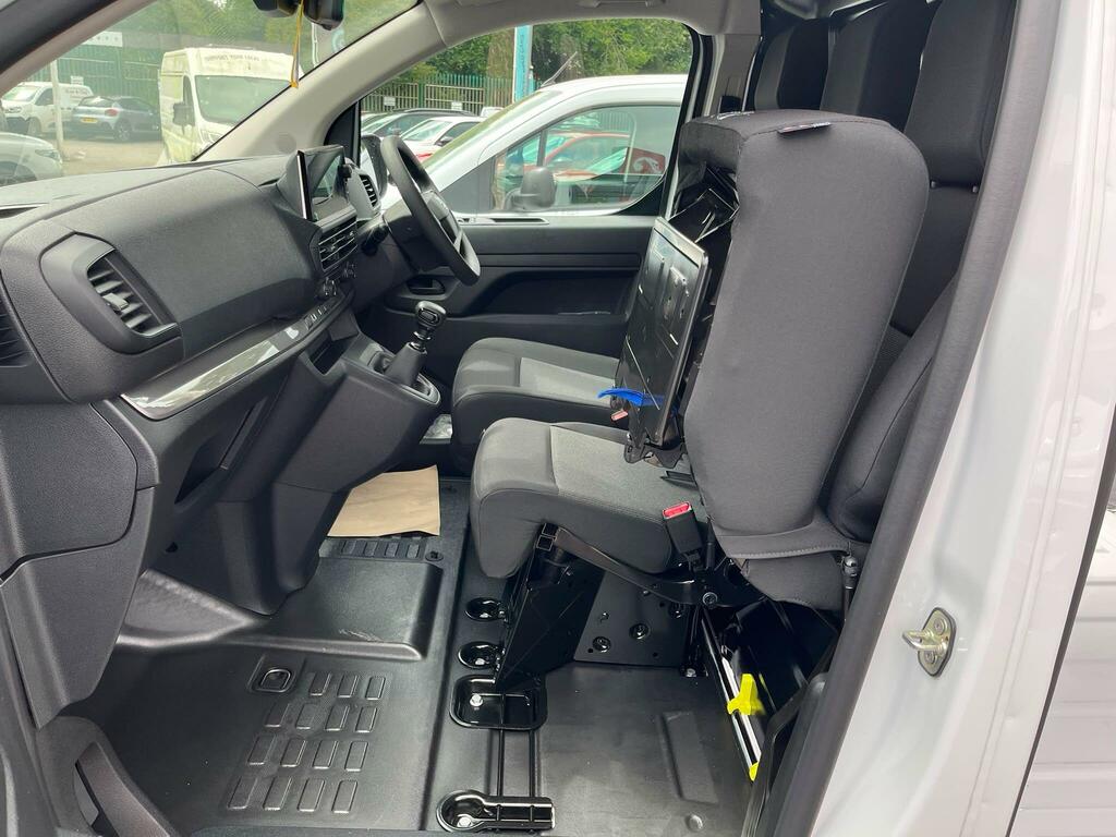 Vauxhall Vivaro Pro White #15