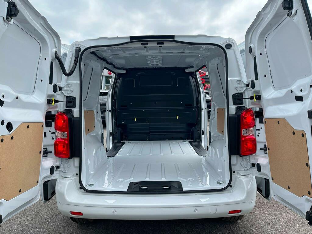 Vauxhall Vivaro Pro White #20