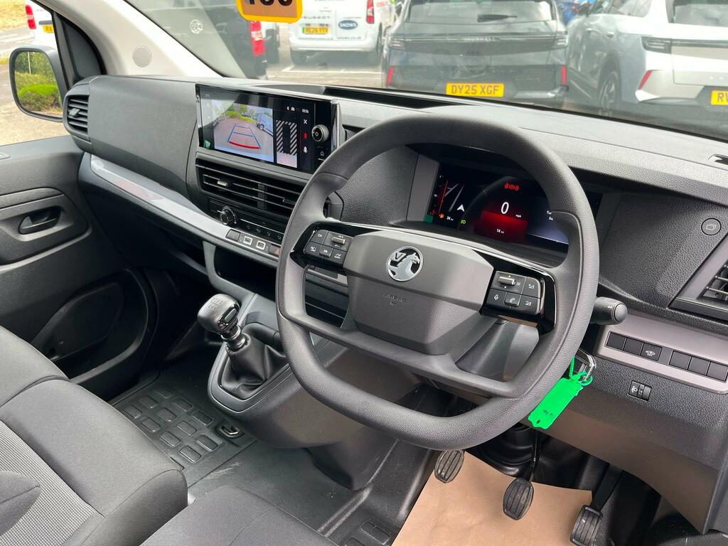 Vauxhall Vivaro Pro White #12