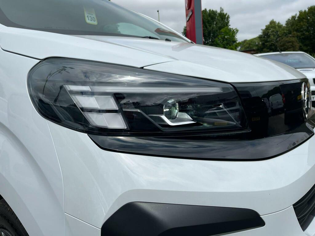 Vauxhall Vivaro Pro White #23