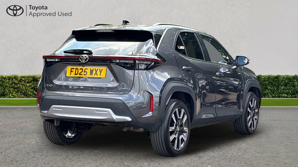 Toyota Yaris Cross 1.5 Vvt-h Excel E-cvt Euro 6 Ss FD25WXY Grey #2