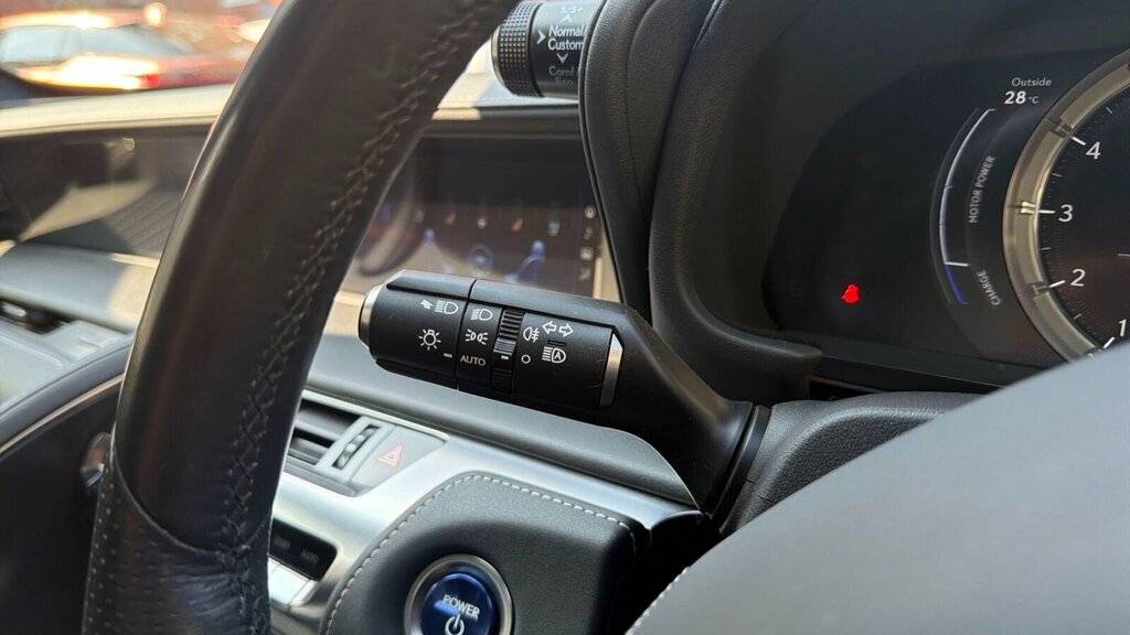 Lexus LC 500 5.0 Sport Mark Levinson White #48