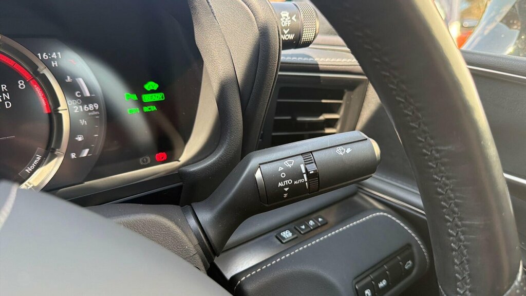 Lexus LC 500 5.0 Sport Mark Levinson White #49