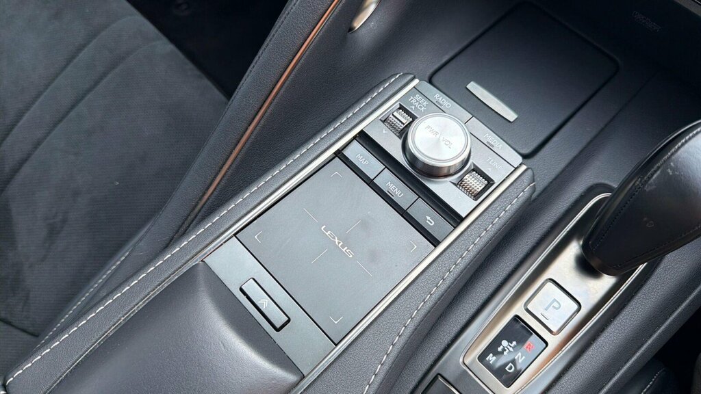 Lexus LC 500 5.0 Sport Mark Levinson White #45