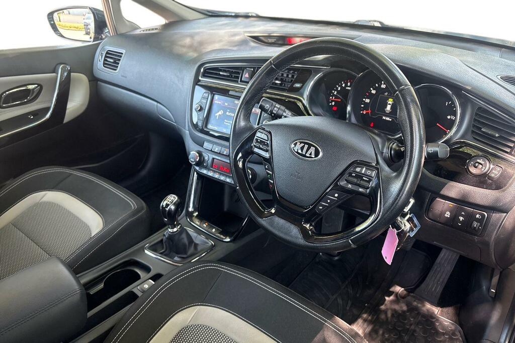 Kia Ceed 1.6 Ceed 2 Isg Crdi White #8