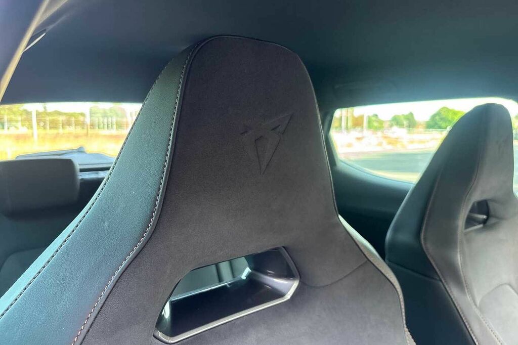 Cupra Leon 1.5 Etsi 150 V3 Dsg Blue #85