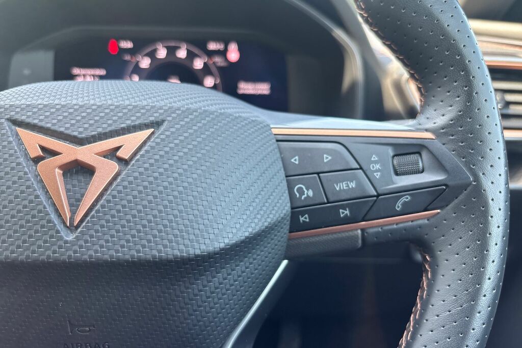 Cupra Leon 1.5 Etsi 150 V3 Dsg Blue #60