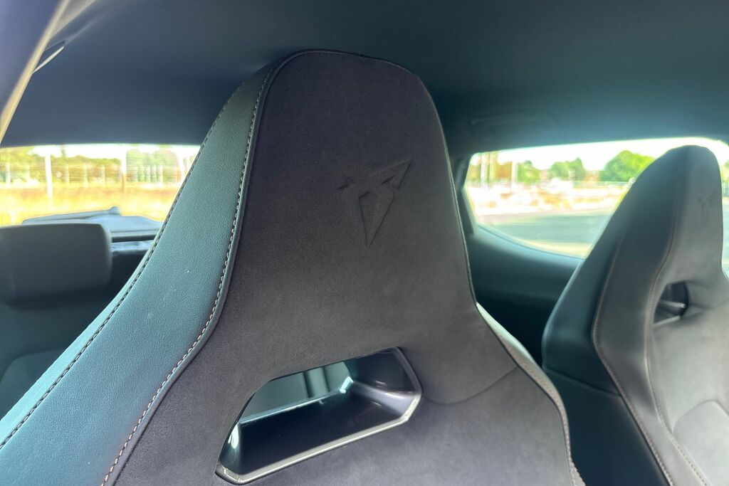 Cupra Leon 1.5 Etsi 150 V3 Dsg Blue #86