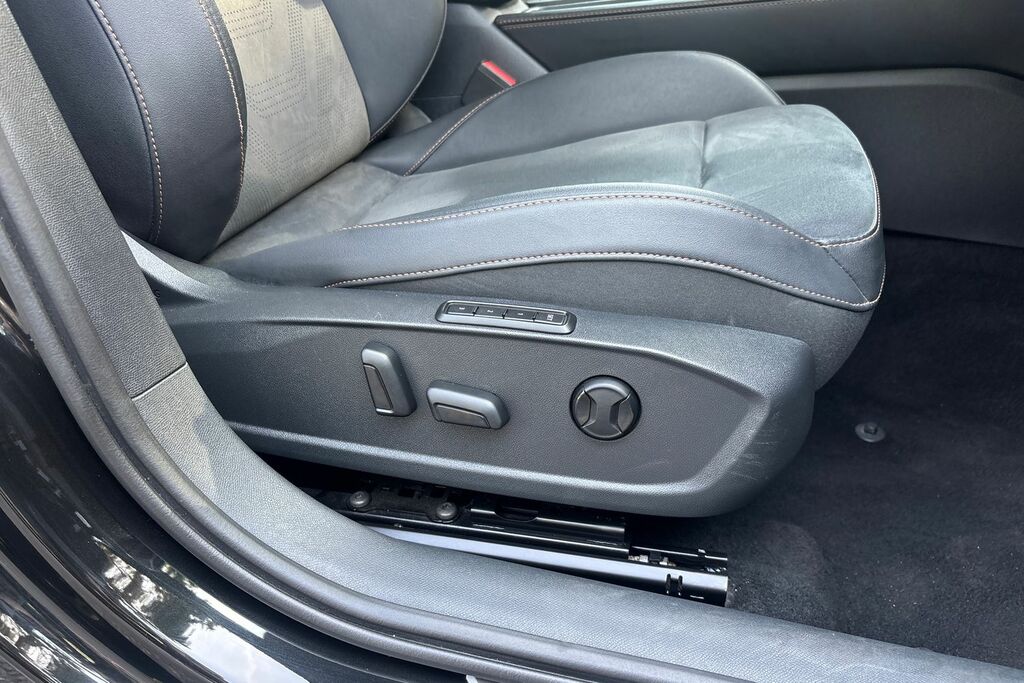 Cupra Leon 1.5 Etsi 150 V3 Dsg Blue #87