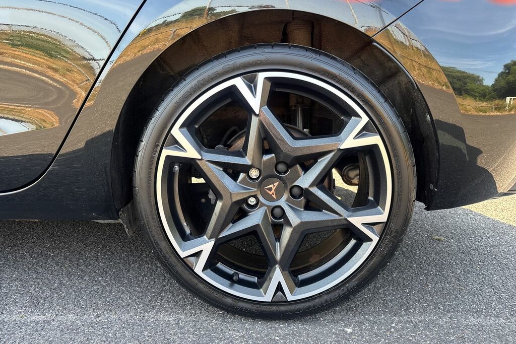 Cupra Leon 1.5 Etsi 150 V3 Dsg Blue #49